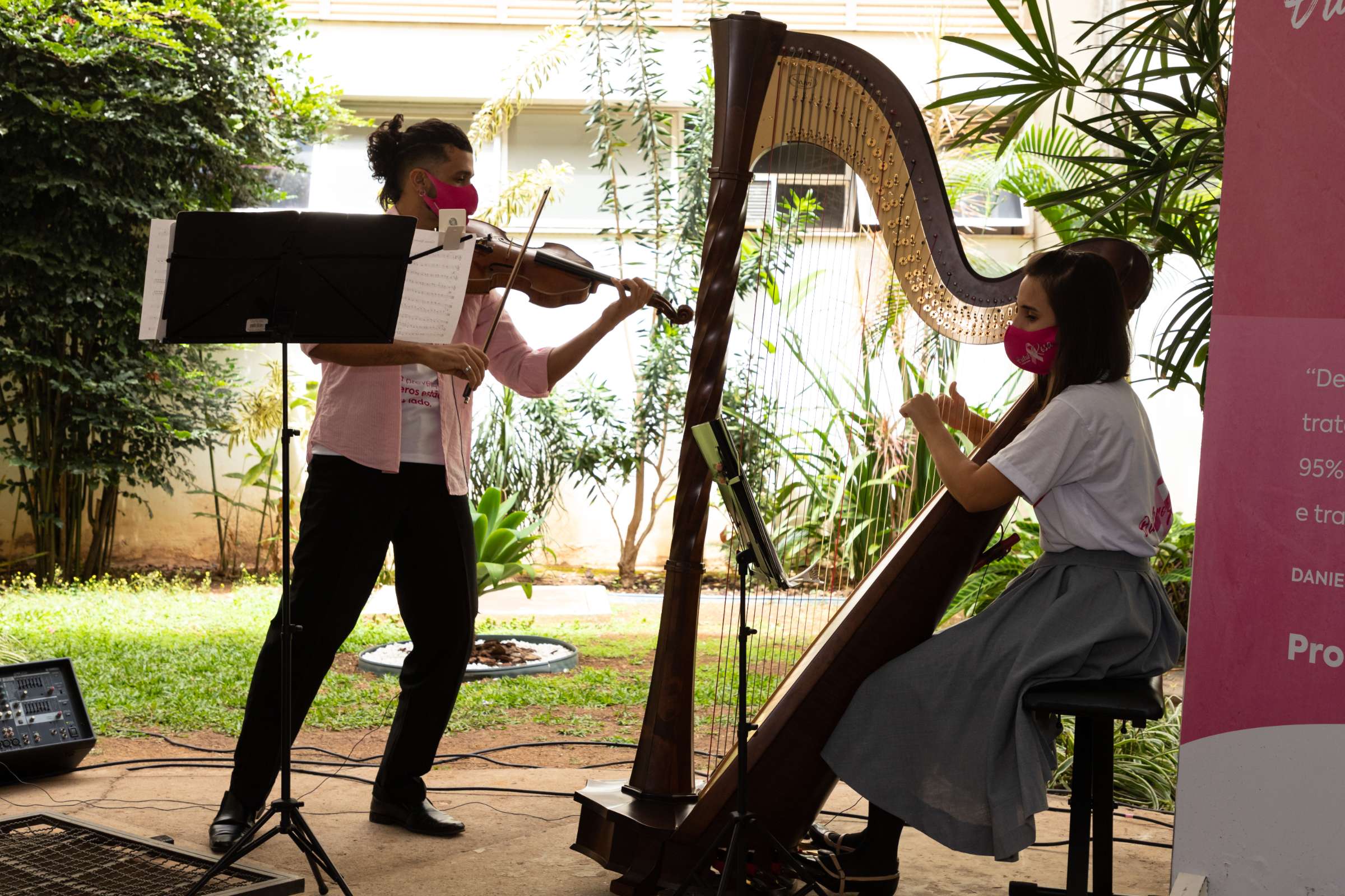 by Paulo Henrique Colen