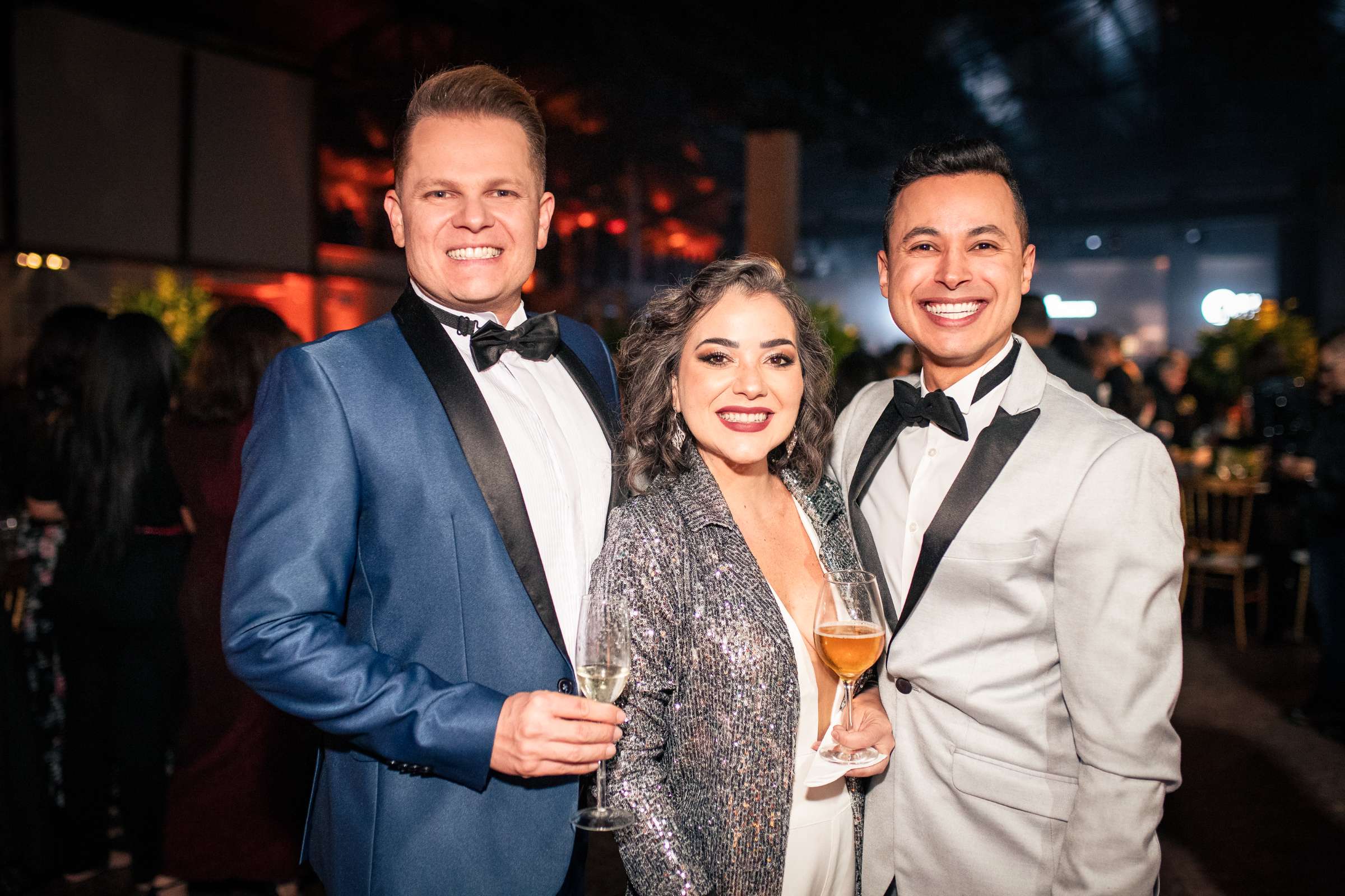 by Paulo Henrique Colen e Leandro Guerreiro